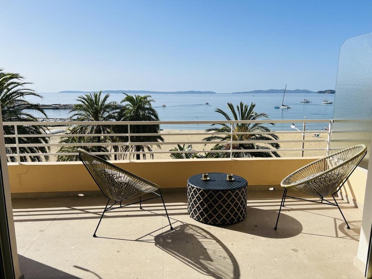 Appartement T3 Lumineux Traversant Totalement Neuf En Face De La Plage Front De Mer Vue Sur Les Iles Vue Mer Panoramique Assuree Residence De La Plage Centre Ville Du Lavandou 3Eme Etage Avec Ascenseur Appartement T3 Le Lavandou Kültér fotó